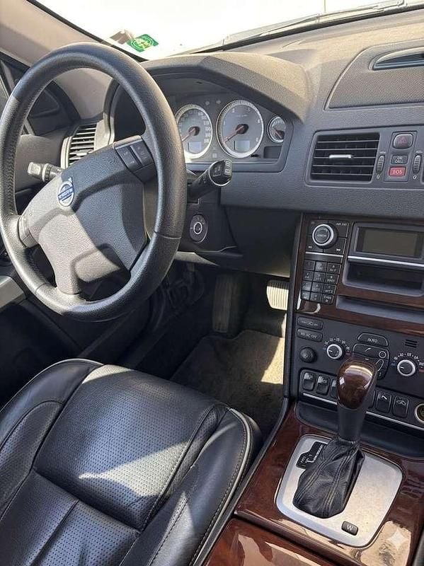 Gebraucht Volvo XC90 Executive 185 PS (136 kW) 2009 Weiß SUV