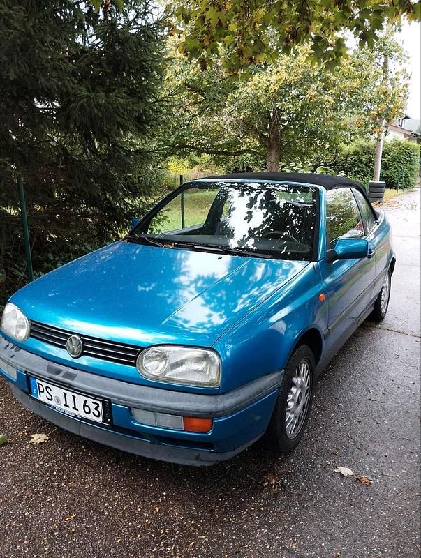 Blau Gebraucht 1995 VW Golf Cabriolet Cabrio | 950 € - Bild 1/4