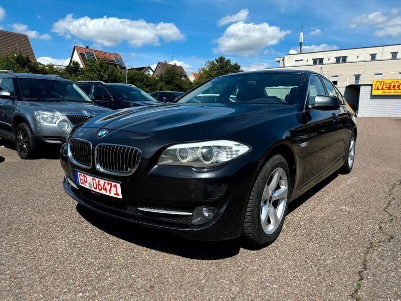 Sophistograu brillanteffekt me Gebraucht 2011 BMW 520 Sport Line Limousine | 9.950 € (Guter Preis) - Bild 1/4