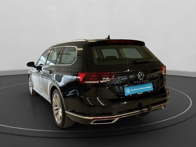 Gebraucht VW Passat Elegance 150 PS (110 kW) 2021 Schwarz Kombi
