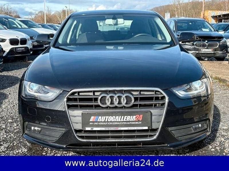 Gebraucht Audi A4 Ambiente 204 PS (150 kW) 2013 Phantomschwarz (metallic) Limousine
