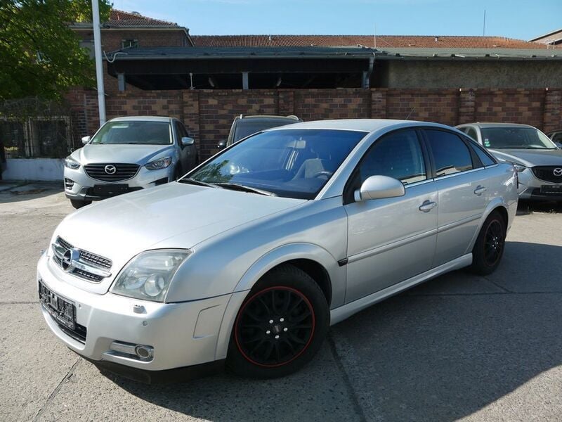Używany Opel Vectra GTS 147 KM (108 kW) 2003 Szary Sedan/Limuzyna
