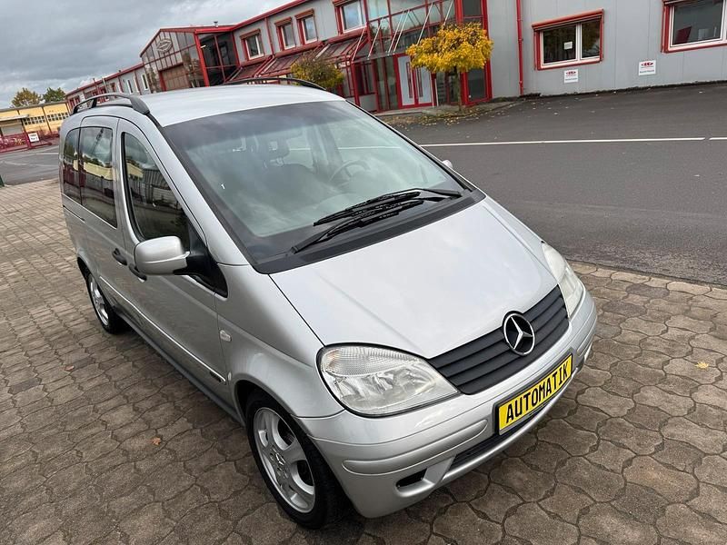 Gebraucht Mercedes Vaneo 125 PS (91 kW) 2003 Silber Van / Kleinbus