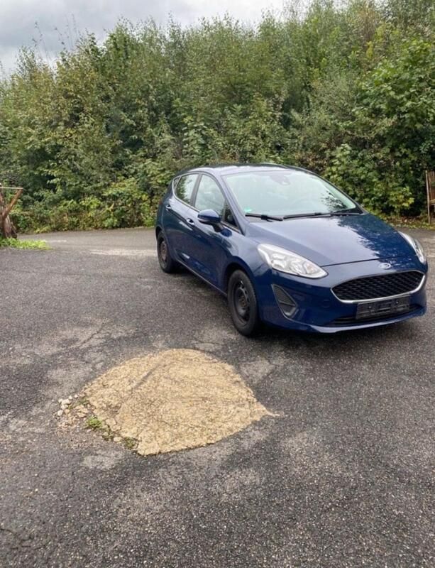 Blau Gebraucht 2018 Ford Fiesta Kleinwagen | 6.100 € (Guter Preis) - Bild 1/4