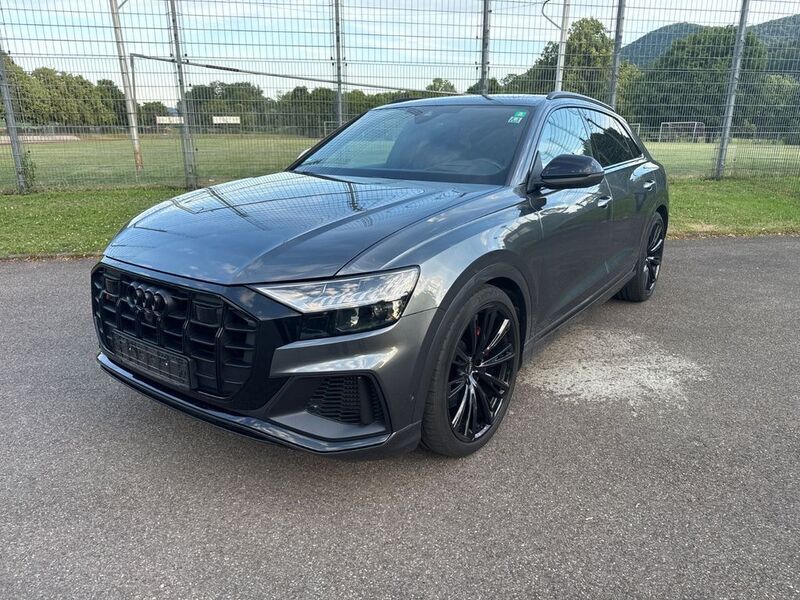 Grau Gebraucht 2021 Audi SQ8 Sport SUV | 79.900 € - Bild 1/4