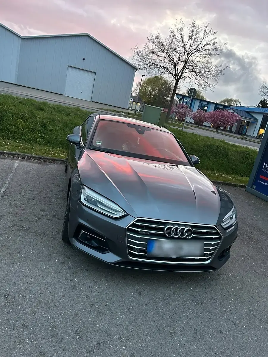 Gebraucht Audi A5 Sport 218 PS (160 kW) 2017 Grau Coupé