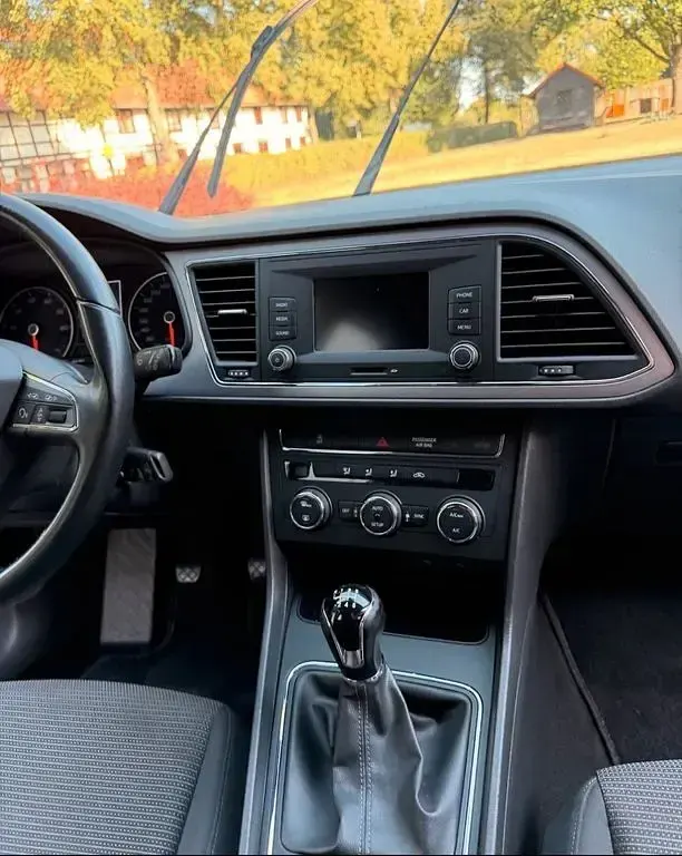 Gebraucht Seat Leon 110 PS (80 kW) 2017 Weiß Limousine