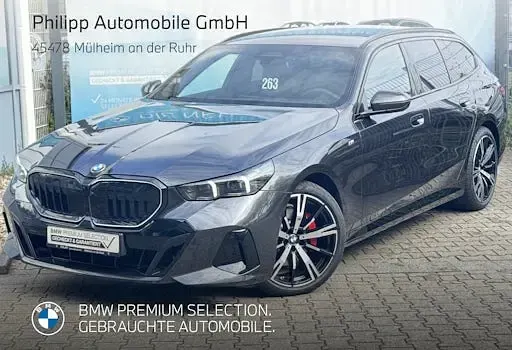 Gebraucht BMW 520 Comfort Edition 197 PS (144 kW) 2025 Grau Kombi