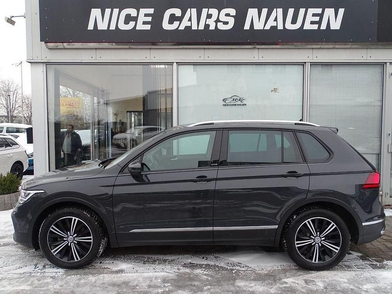Gebraucht VW Tiguan Active 150 PS (110 kW) 2023 Grau SUV