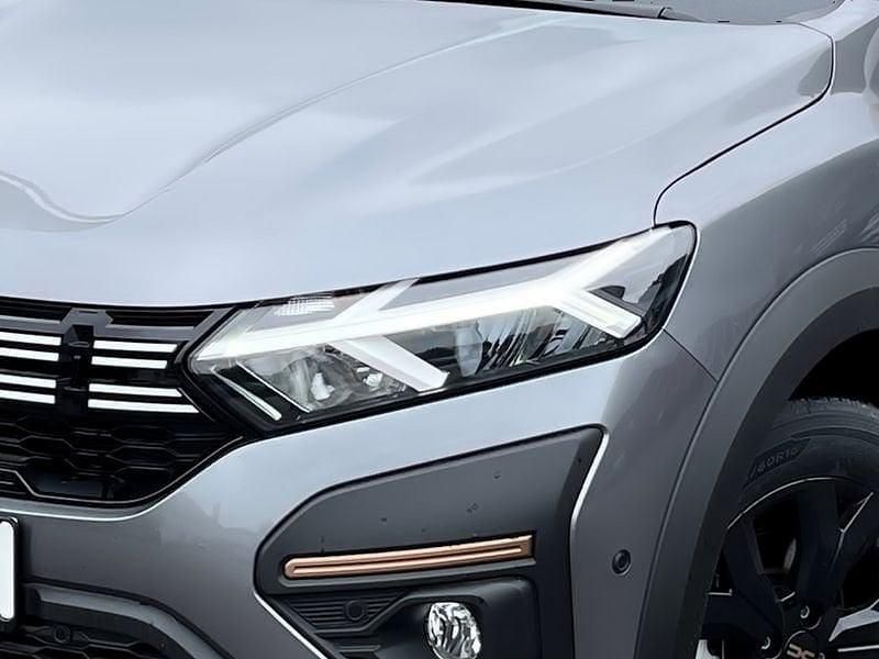 Neu Dacia Jogger Extreme 101 PS (74 kW) 2025 Grau Van / Kleinbus