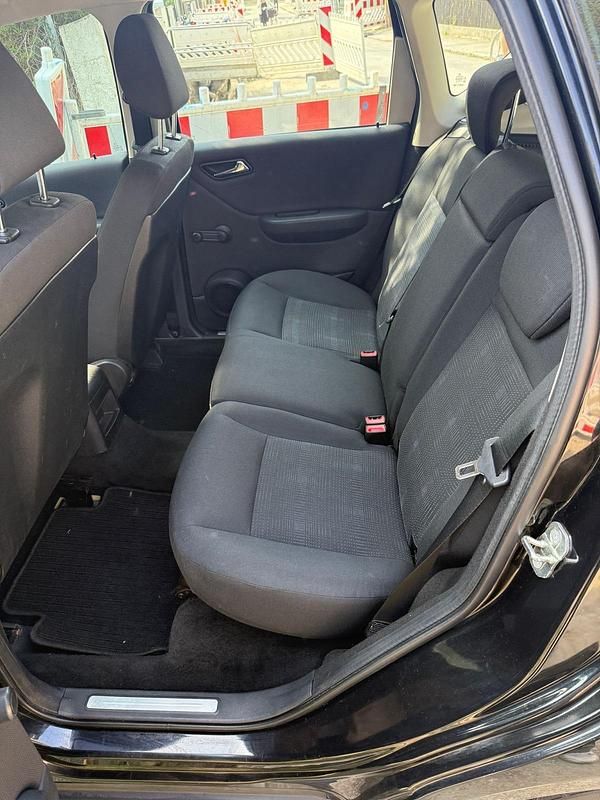 Gebraucht Mercedes A160 95 PS (69 kW) 2010 Schwarz Limousine