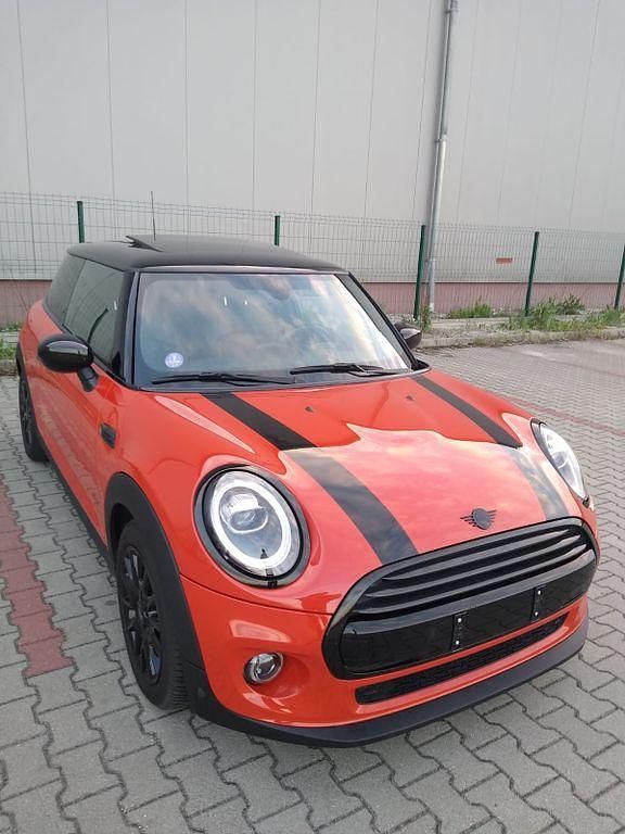 Second-hand Mini Cooper 136 CP (100 kW) 2021 Portocaliu Hatchback