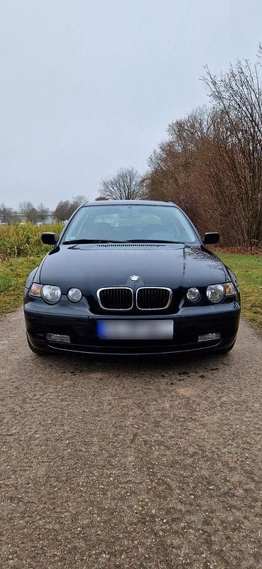 Gebraucht BMW 316 116 PS (85 kW) 2004 Schwarz Limousine