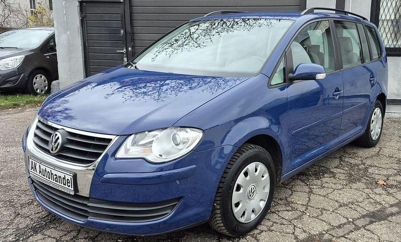 Blau Gebraucht 2006 VW Touran Trendline Van / Kleinbus | 2.990 € (Teuer) - Bild 1/4