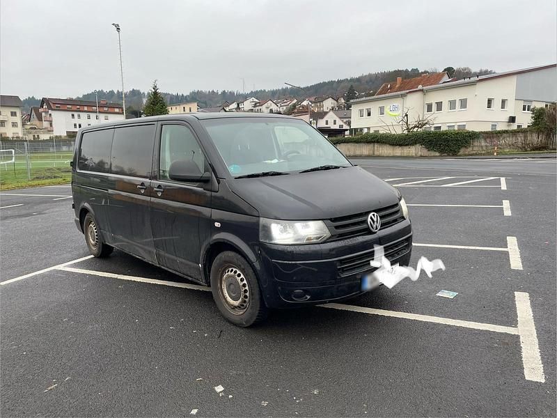 Second-hand VW Transporter 140 CP (102 kW) 2012 Negru Van