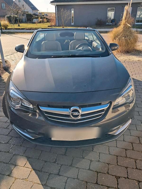 Gebraucht Opel Cascada 170 PS (125 kW) 2016 Grau Cabrio