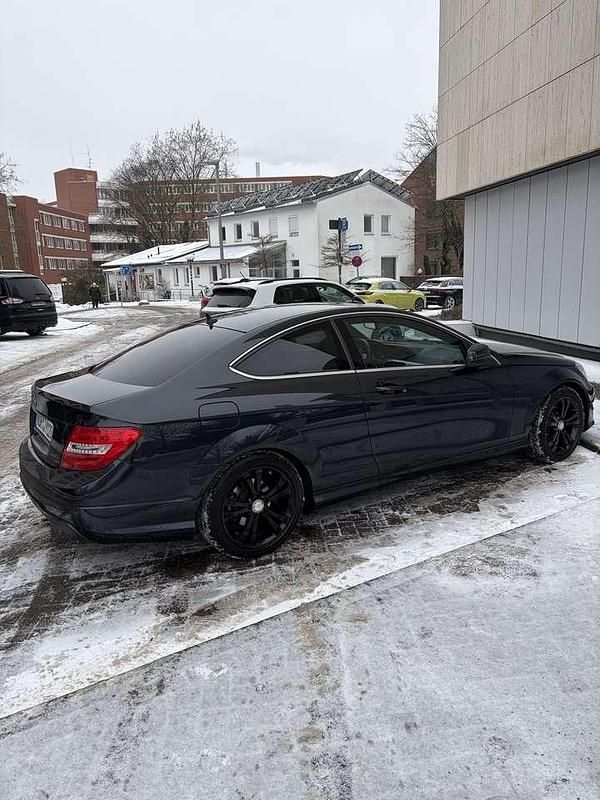 Gebraucht Mercedes C180 156 PS (114 kW) 2012 Coupé
