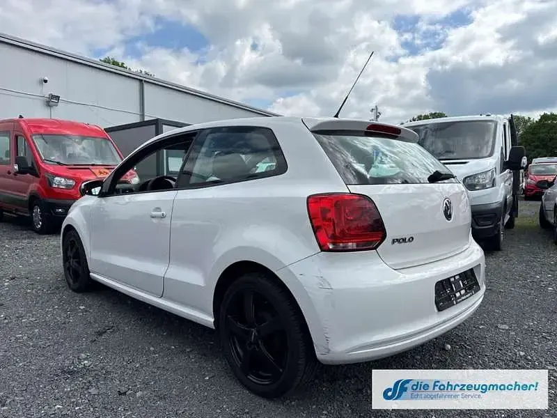 Gebraucht VW Polo Trendline 60 PS (44 kW) 2014 Weiß Kleinwagen