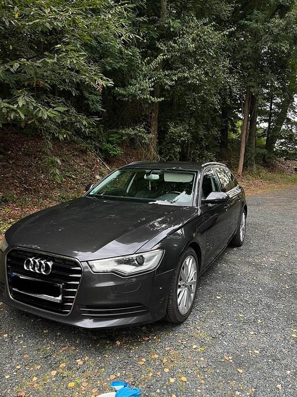 Grau Gebraucht 2014 Audi A6 Kombi | 13.000 € (Teuer) - Bild 1/4