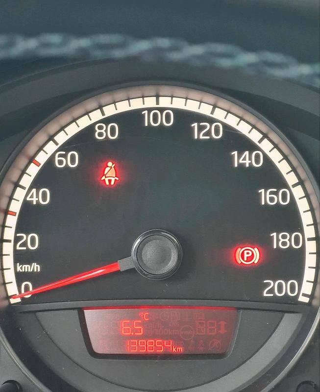 Usata VW up! Cup 75 CV (55 kW) 2014 Bianco Utilitaria