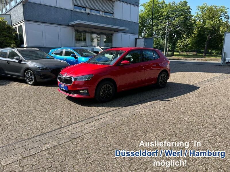 Velvet rot metallic Neu 2025 Skoda Fabia Kleinwagen | 17.880 € (Fairer Preis) - Bild 1/3