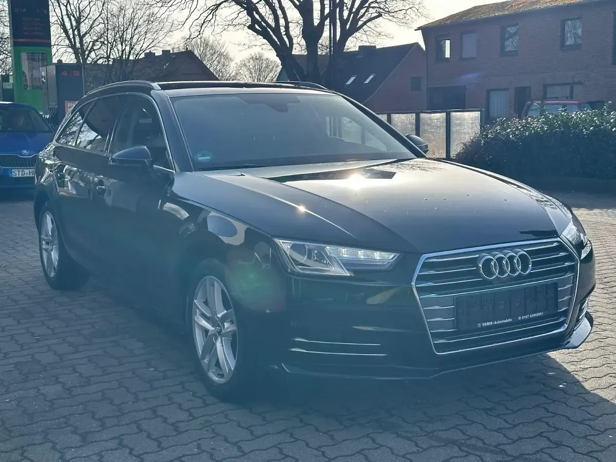 Używany Audi A4 Design 190 KM (139 kW) 2017 Czarny Kombi