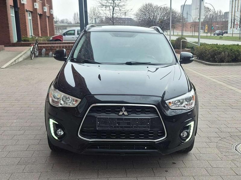 Gebraucht Mitsubishi ASX Basis 117 PS (86 kW) 2016 Schwarz SUV