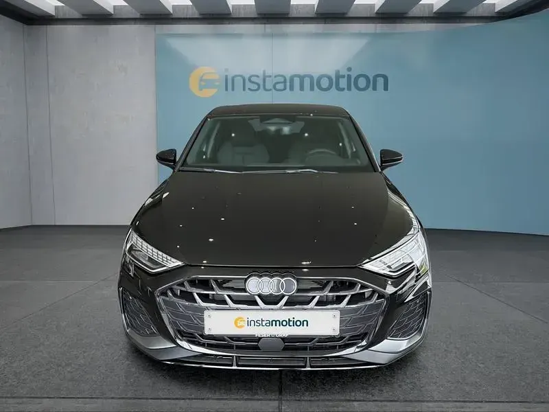 Neu Audi A3 Sportback 150 PS (110 kW) 2026 Schwarz Kleinwagen
