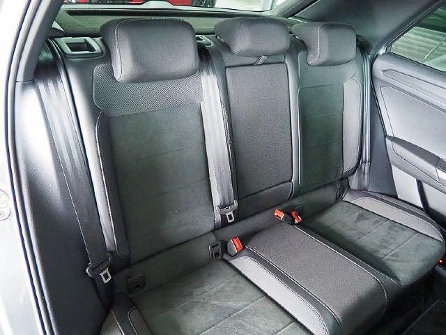 Gebraucht VW T-Roc R-line 149 PS (109 kW) 2024 Silber SUV