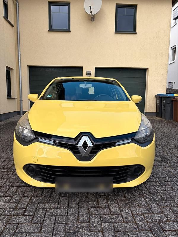 Gebraucht Renault Clio IV Dynamique 73 PS (53 kW) 2014 Gelb Kleinwagen