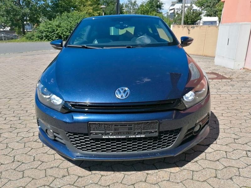 Blau Gebraucht 2011 VW Scirocco R-line Coupé | 8.200 € (Etwas zu teuer) - Bild 1/4