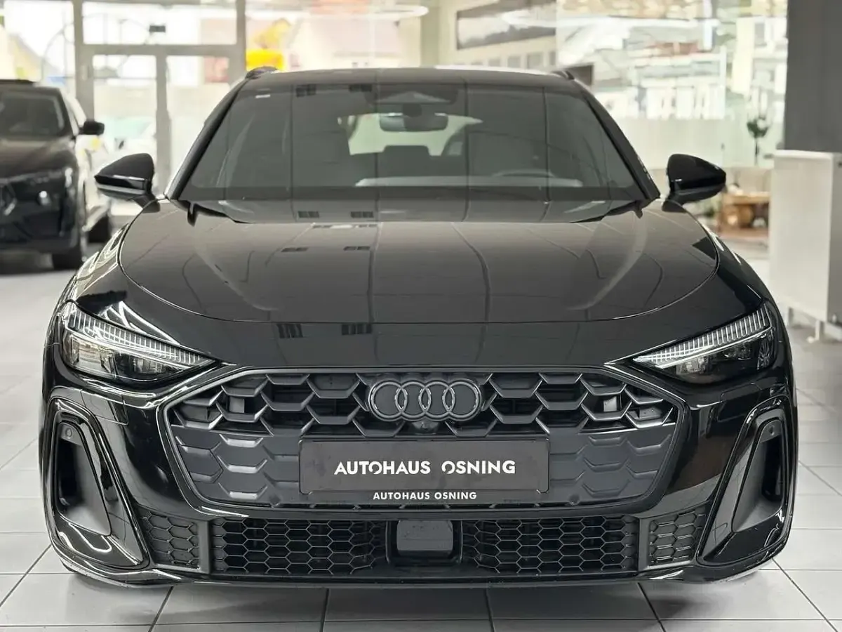 Gebraucht Audi A5 S-Line 204 PS (150 kW) 2025 Schwarz Kombi
