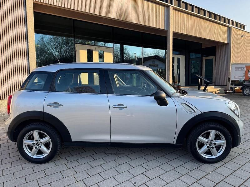 Gebraucht Mini ONE 98 PS (72 kW) 2012 Silber Kleinwagen