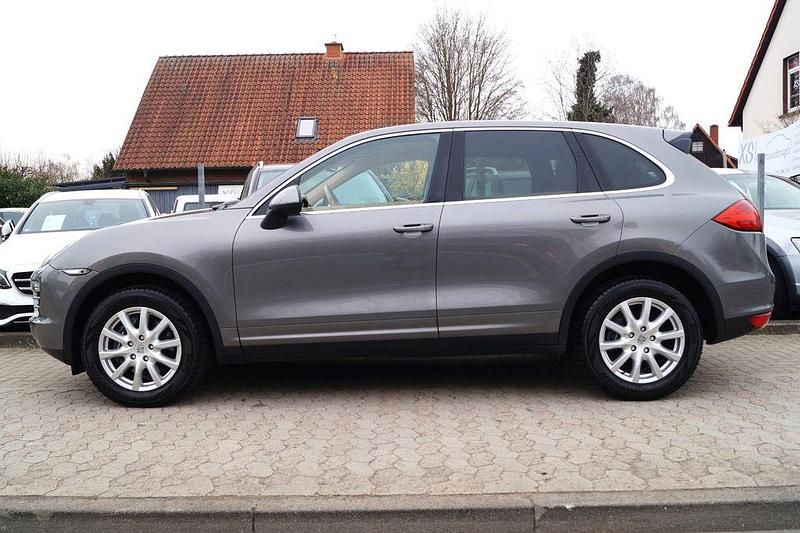Gebraucht Porsche Cayenne 245 PS (180 kW) 2011 Grau SUV