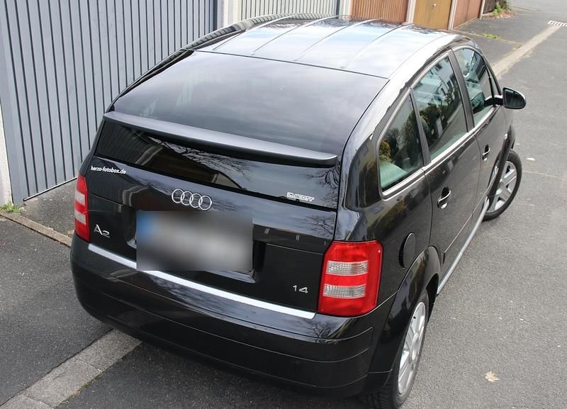 Gebraucht Audi A2 75 PS (55 kW) 2005 Schwarz Kleinwagen