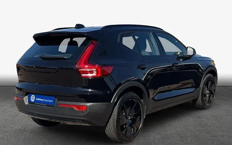 Gebraucht Volvo XC40 Plus 163 PS (119 kW) 2025 Schwarz SUV