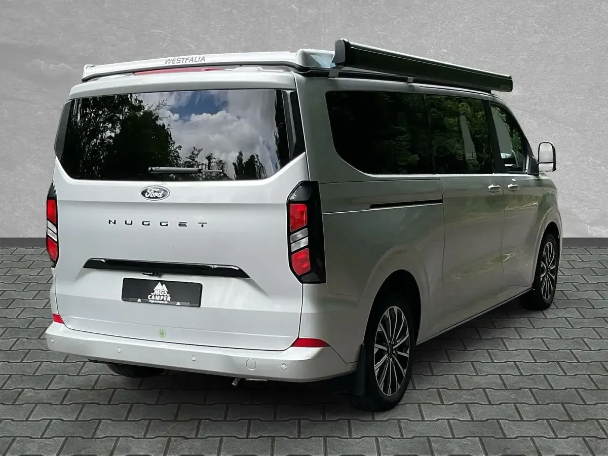 Neu Ford Tourneo Custom Nugget 150 PS (110 kW) 2025 Moondust silver metallic Van