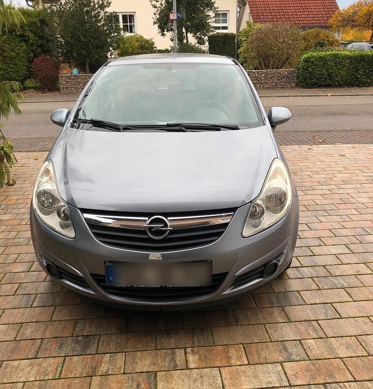 Grau Gebraucht 2007 Opel Corsa Limousine | 1.500 € (Fairer Preis) - Bild 1/3