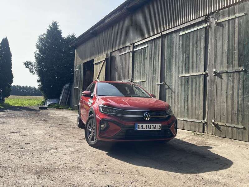 Rot Gebraucht 2022 VW Taigo R-line SUV | 24.300 € (Fairer Preis) - Bild 1/4