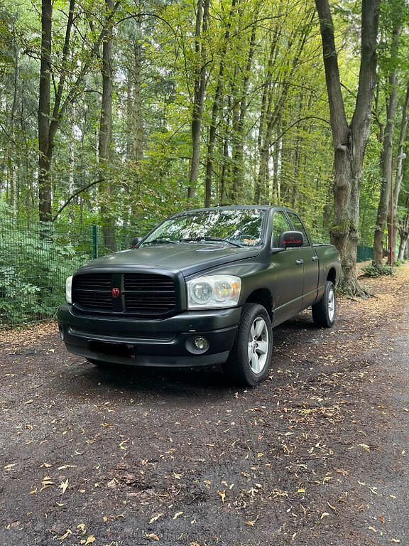 Schwarz Gebraucht 2008 Dodge Ram Abholung | 16.500 € (Fairer Preis) - Bild 1/4