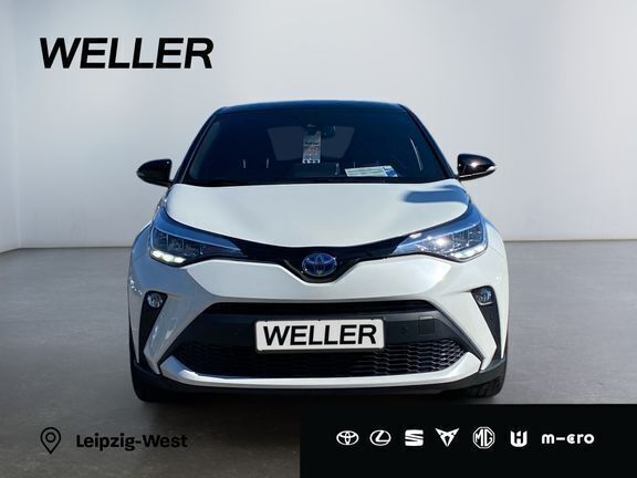 Schwarz mysticschwarz mica Gebraucht 2019 Toyota C-HR Team SUV | 20.990 € (Fairer Preis) - Bild 1/3