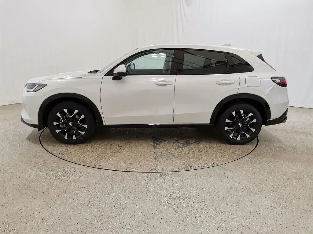 Neu Honda ZR-V Advance 184 PS (135 kW) 2025 Platinum white SUV