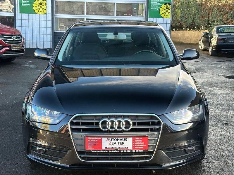 Second-hand Audi A4 Ambition 143 CP (105 kW) 2012 Negru Berlinǎ
