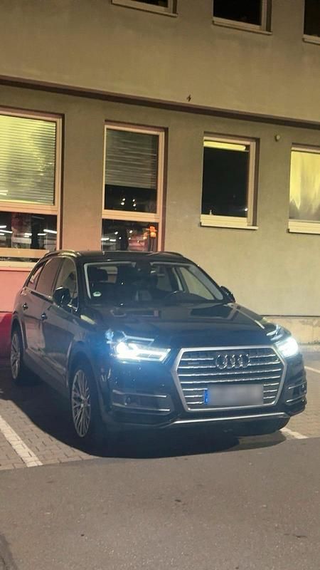Gebraucht Audi Q7 Comfort 231 PS (169 kW) 2019 Schwarz SUV