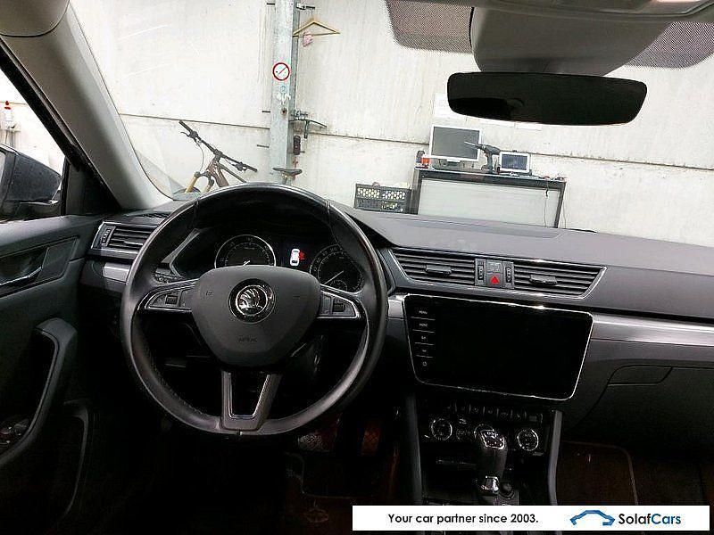 Gebraucht Skoda Superb Style 120 PS (88 kW) 2018 Grau Kombi
