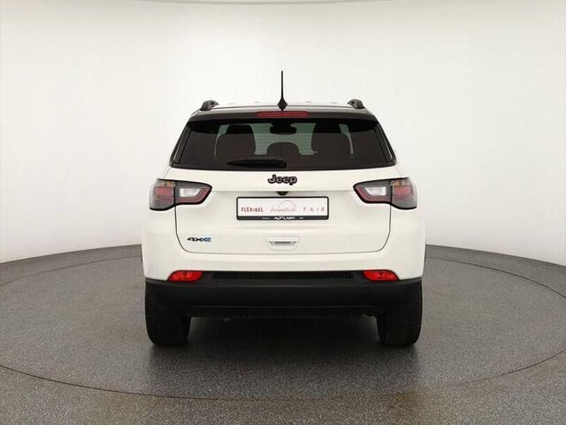 Gebraucht Jeep Compass Limited 241 PS (177 kW) 2022 Weiß SUV