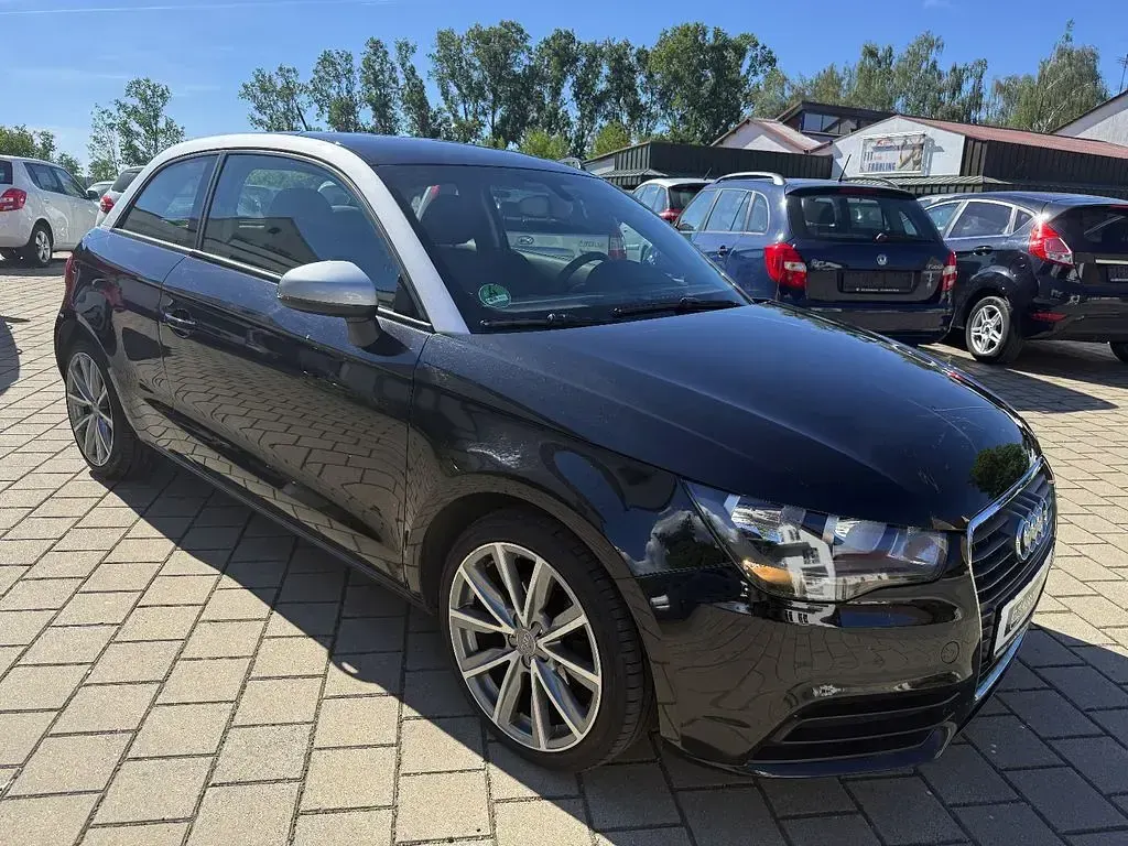 Gebraucht Audi A1 Attraction 86 PS (63 kW) 2011 Schwarz Kleinwagen