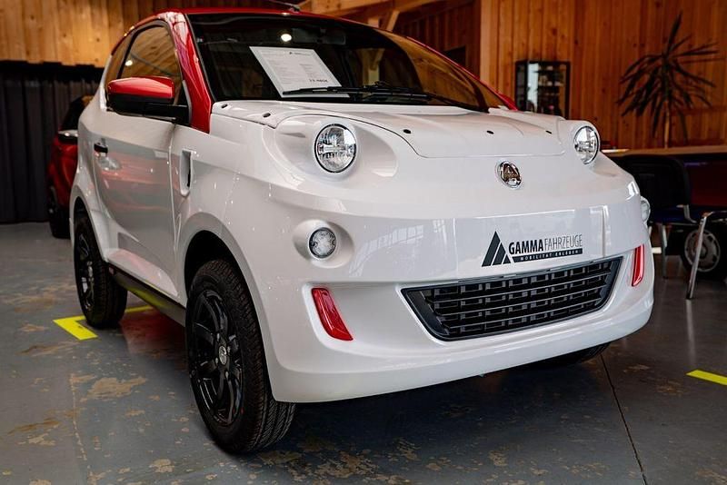 Weiß Neu 2025 Aixam eMinauto Chic | 13.480 € - Bild 1/4