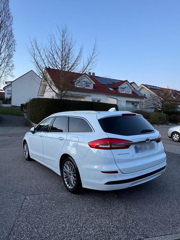 Gebraucht Ford Mondeo Trend 150 PS (110 kW) 2021 Silber Kombi