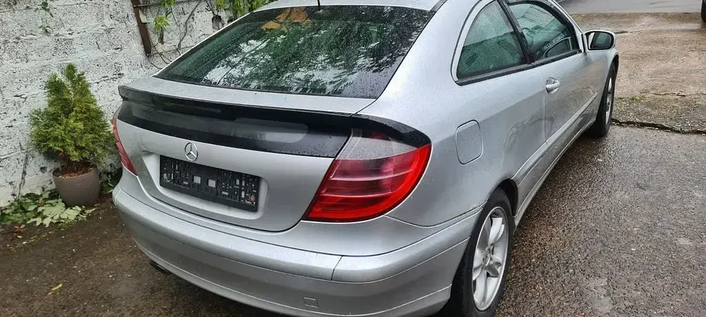 Gebraucht Mercedes C200 Classic 163 PS (119 kW) 2003 Coupé